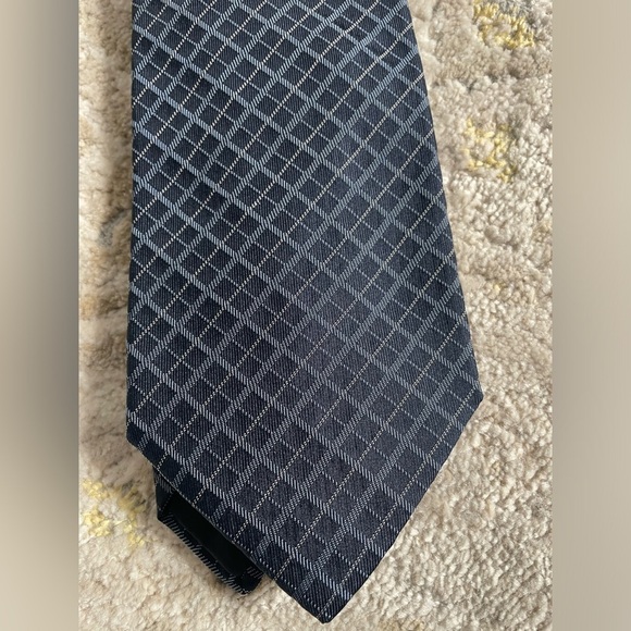 Burberry Navy Blue Check Silk Tie - Picture 6 of 8